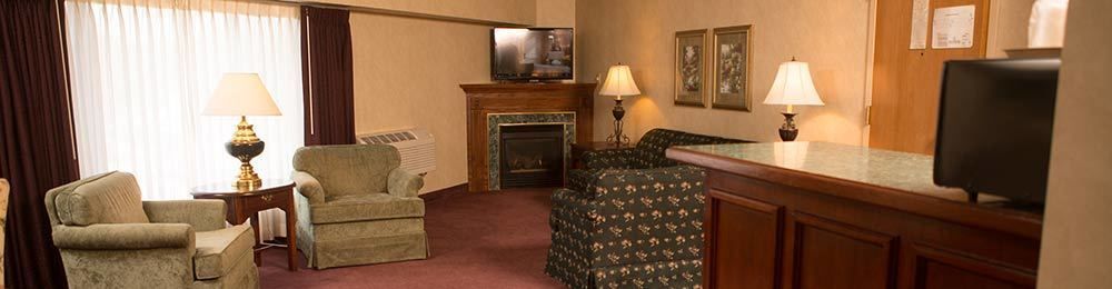 Crossroads Hotel And Huron Event Center Екстериор снимка